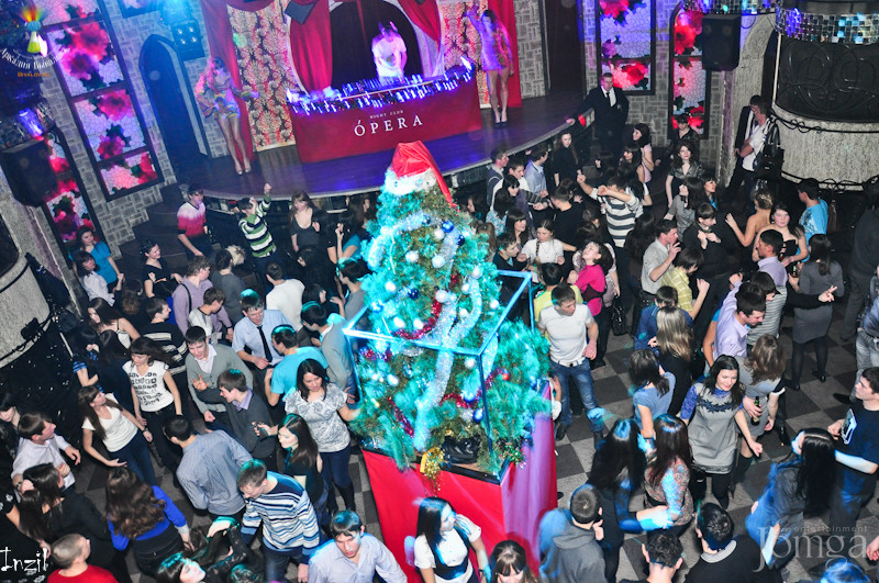 Фотография с ЧАК-ЧАК-party в Опера