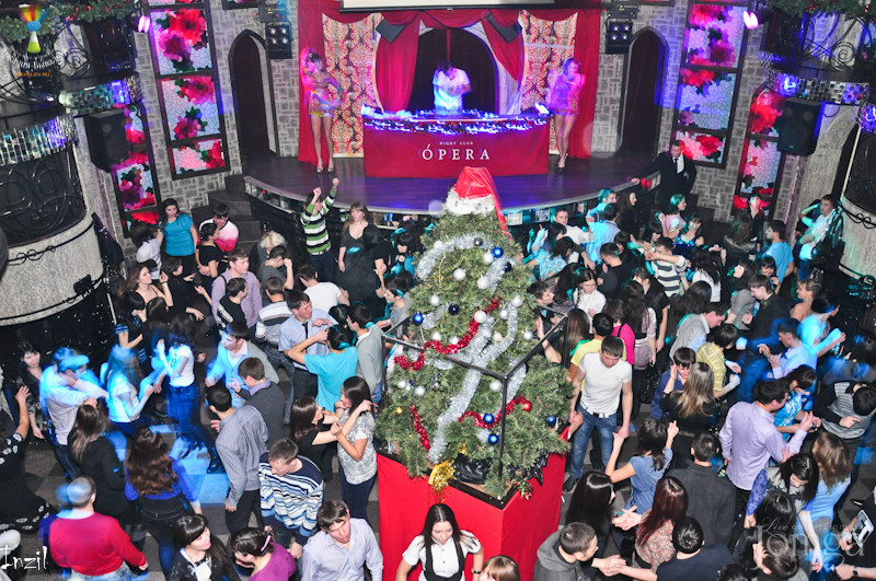 Фотография с ЧАК-ЧАК-party в Опера