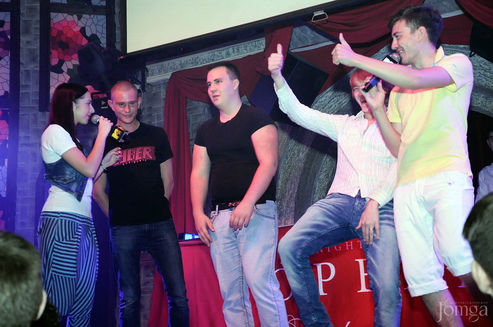 Фотография с Мстители в Опера