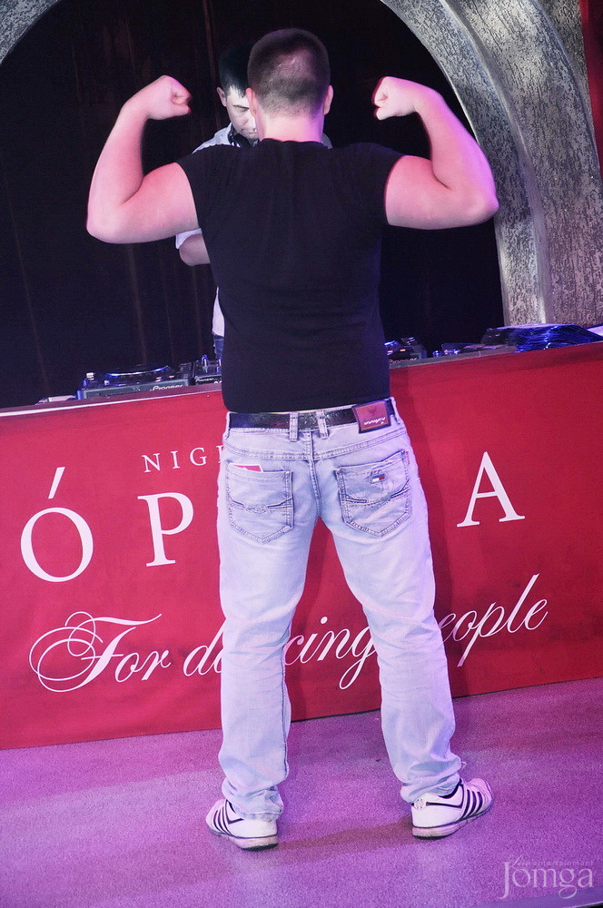 Фотография с Мстители в Опера