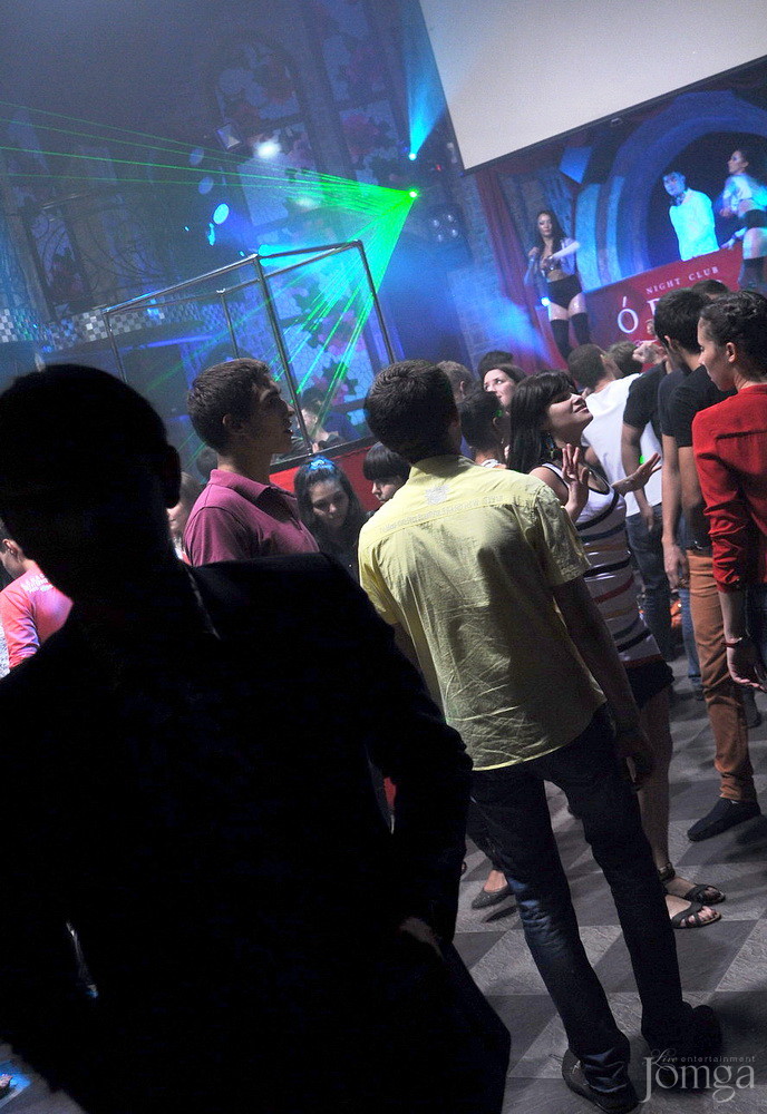 Фотография с Мстители в Опера