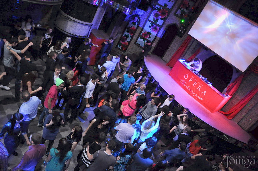 Фотография с ЧАК-ЧАК-party в Опера