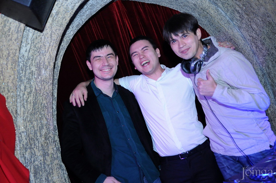 Фотография с ЧАК-ЧАК-party в Опера