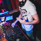 Dance Shake / Comme des FUCKDOWN фото 37