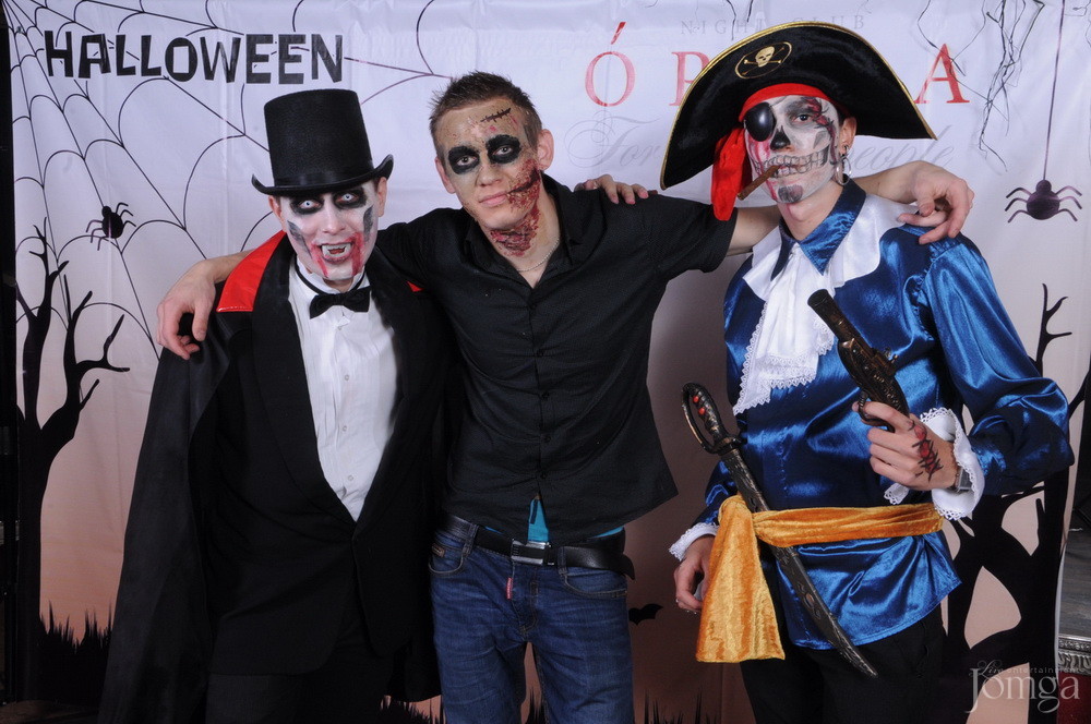 Фотография с HALLOWEEN ПАРАД В ПОЛНОЛУНИЕ часть 1 в Опера