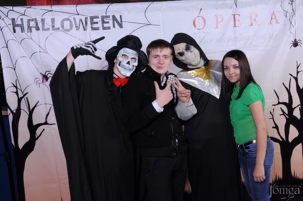 Фотография с HALLOWEEN ПАРАД В ПОЛНОЛУНИЕ часть 1 в Опера