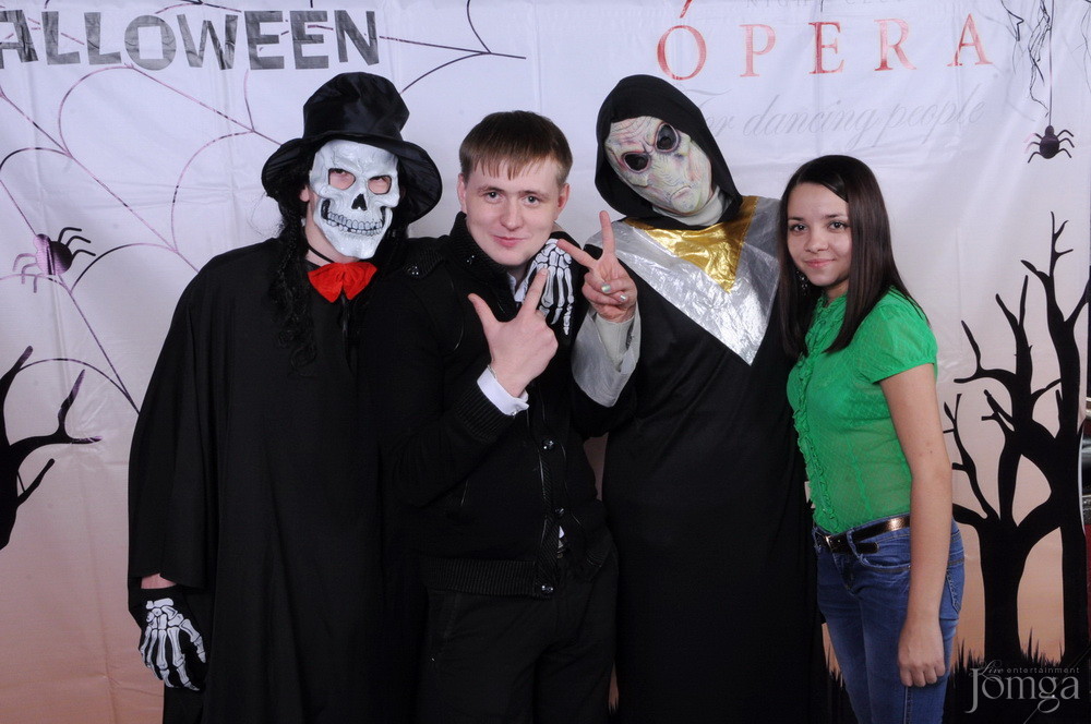 Фотография с HALLOWEEN ПАРАД В ПОЛНОЛУНИЕ часть 1 в Опера