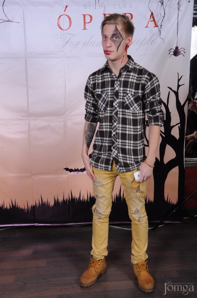 Фотография с HALLOWEEN ПАРАД В ПОЛНОЛУНИЕ часть 2 в Опера