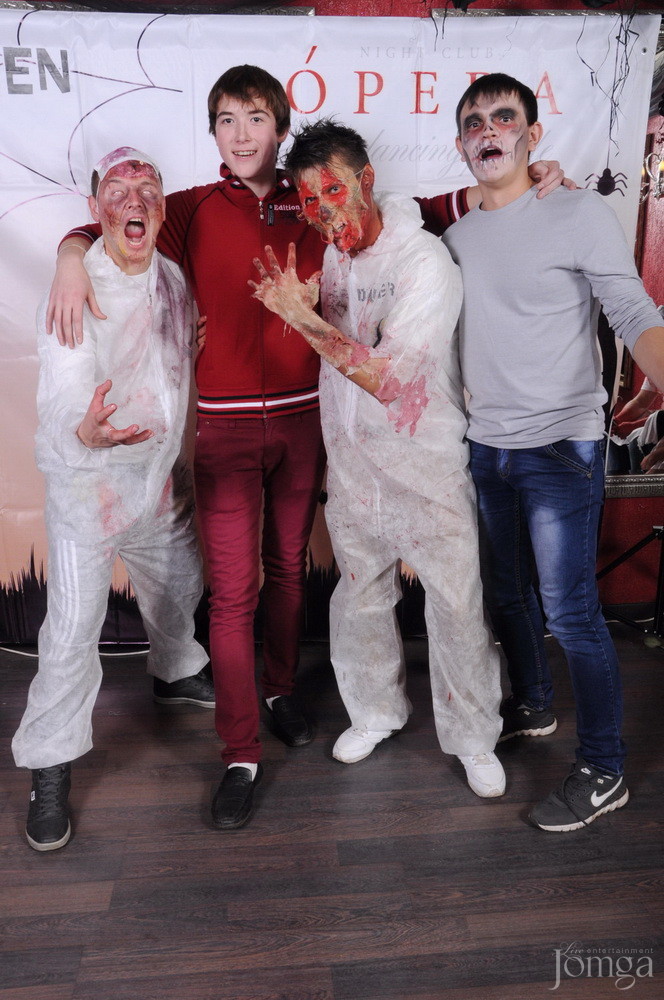 Фотография с HALLOWEEN ПАРАД В ПОЛНОЛУНИЕ часть 2 в Опера