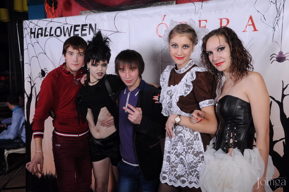 Фотография с HALLOWEEN ПАРАД В ПОЛНОЛУНИЕ часть 2 в Опера