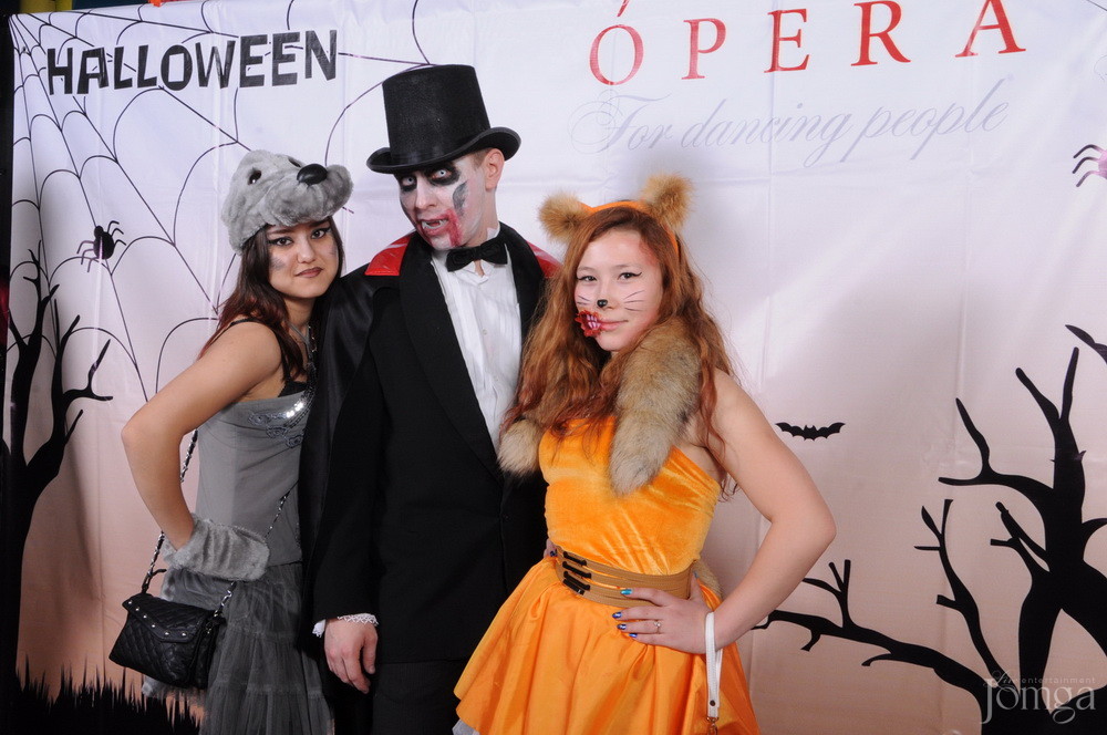 Фотография с HALLOWEEN ПАРАД В ПОЛНОЛУНИЕ часть 2 в Опера