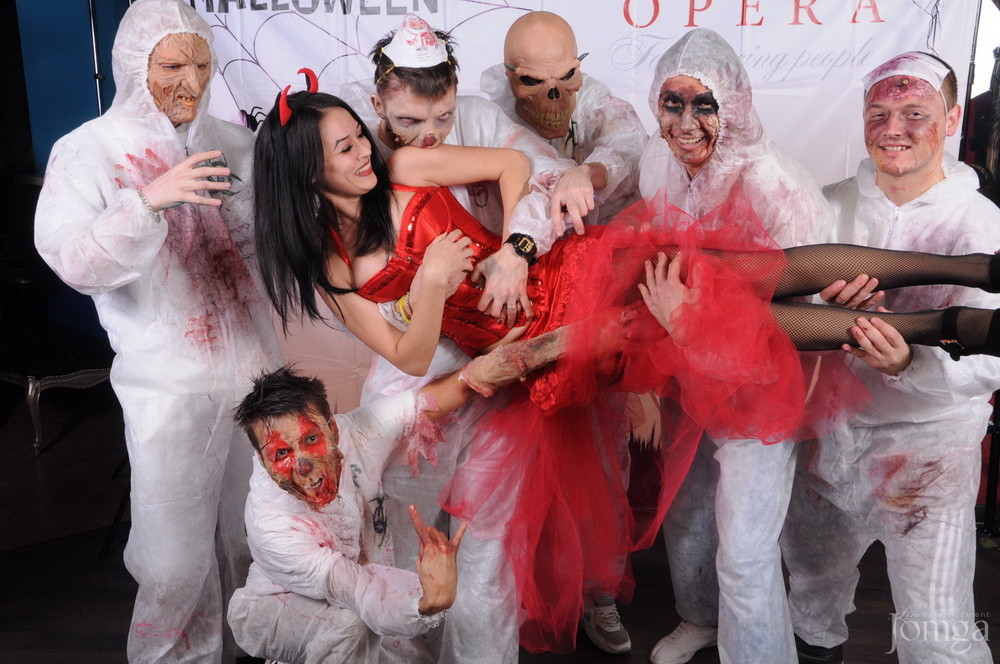 Фотография с HALLOWEEN ПАРАД В ПОЛНОЛУНИЕ часть 2 в Опера