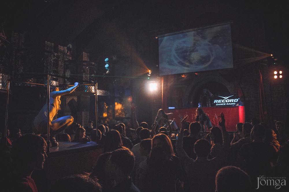 Фотография с Record shake-up! в Опера