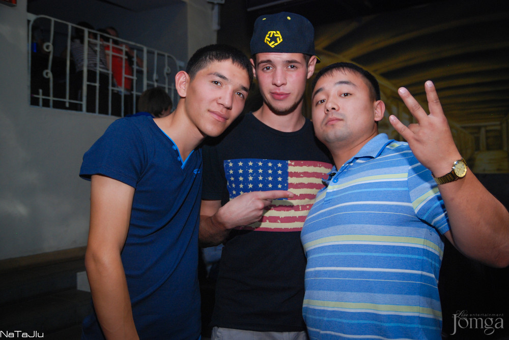 Фотография с Празднуем день Dj ILYA EASY! в СТ КЛАБ 